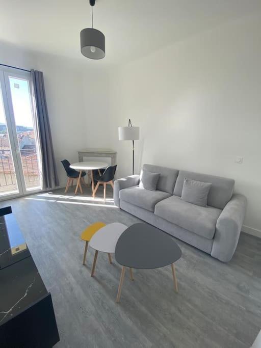 Bel Appartement T1 30M2 Centre Historique Aubagne Exterior photo